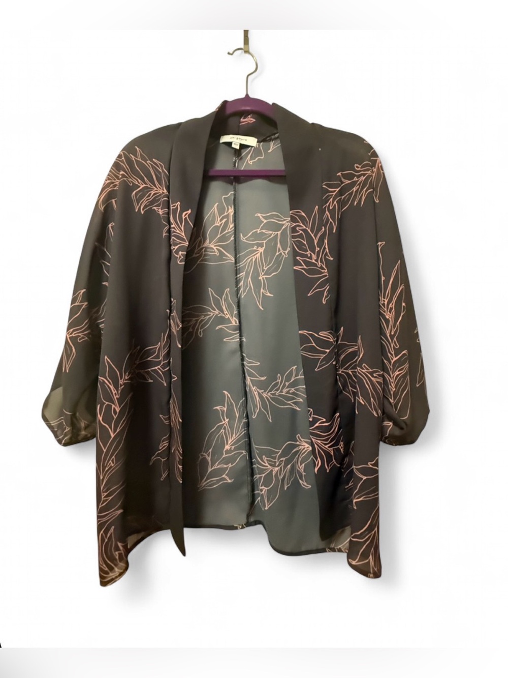 Women’s Ari South Gray and Pink Kimono